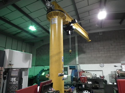 power slew pillar crane