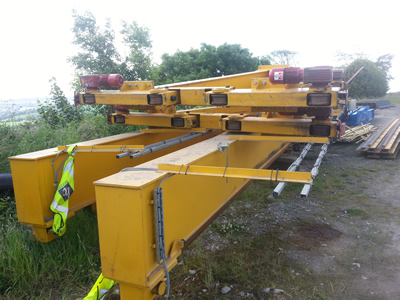 Streets portal crane